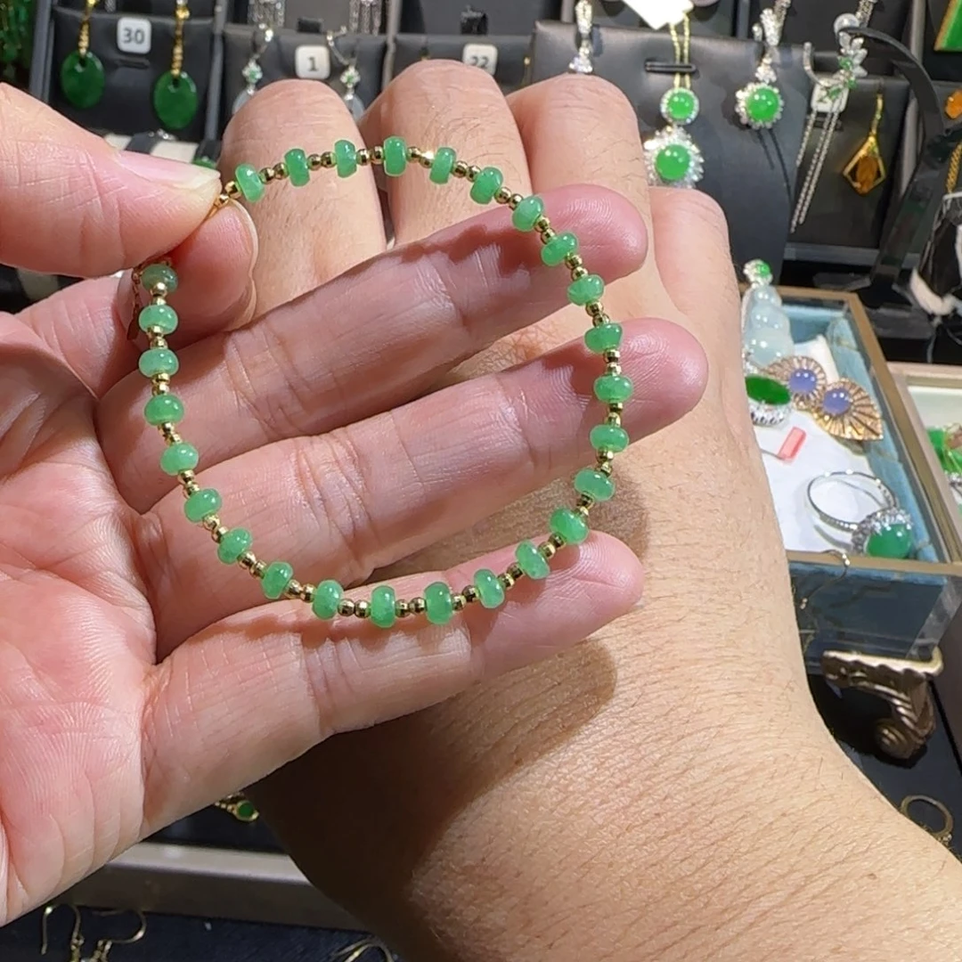 翡翠18K金镶嵌颈饰手链