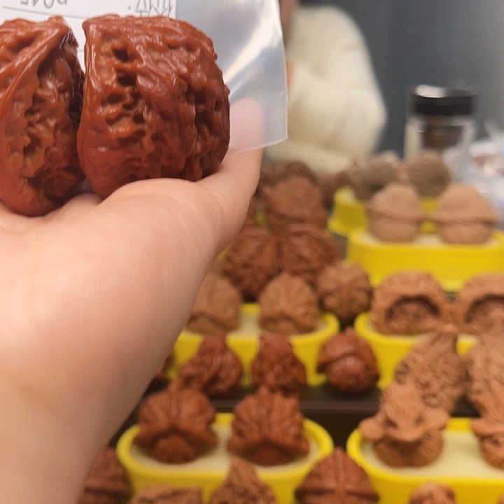 Z***n吊坠文玩核桃文玩核桃文玩和他的