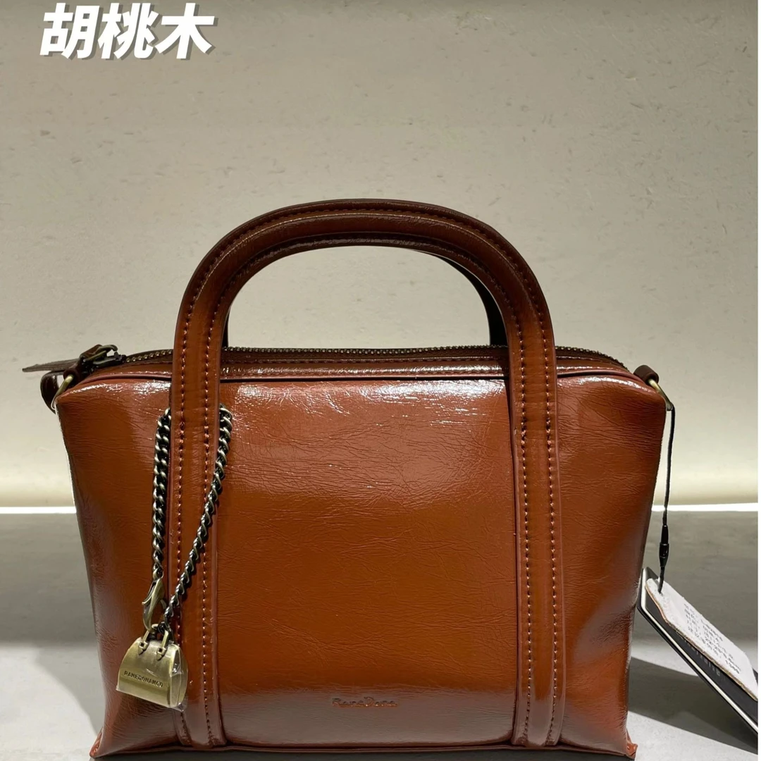 【芝麻集】SK-82515-胡桃木RAIN.CUN简约百搭腋下斜跨轻奢女包