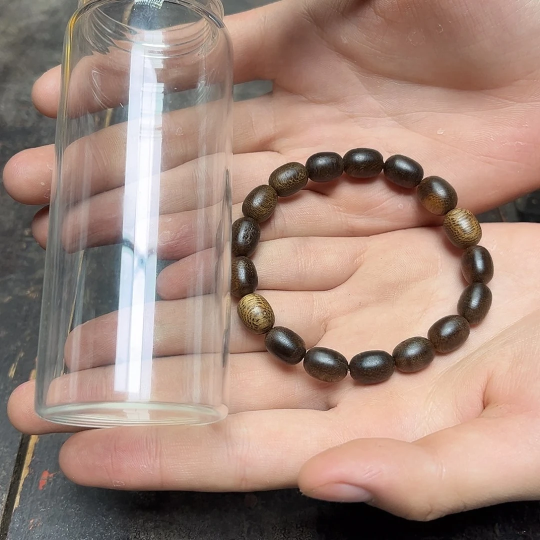 大叶紫檀（黑酸枝木类）