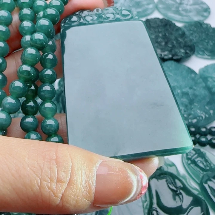 翡翠未镶嵌颈饰多样性发货天然A货翡翠