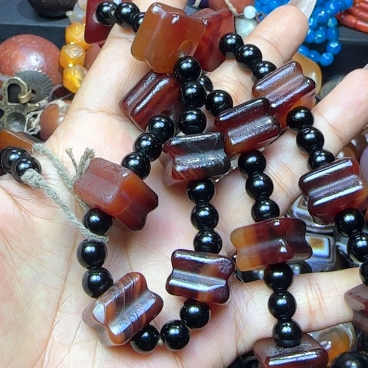 玛瑙/玉髓颈饰未镶嵌