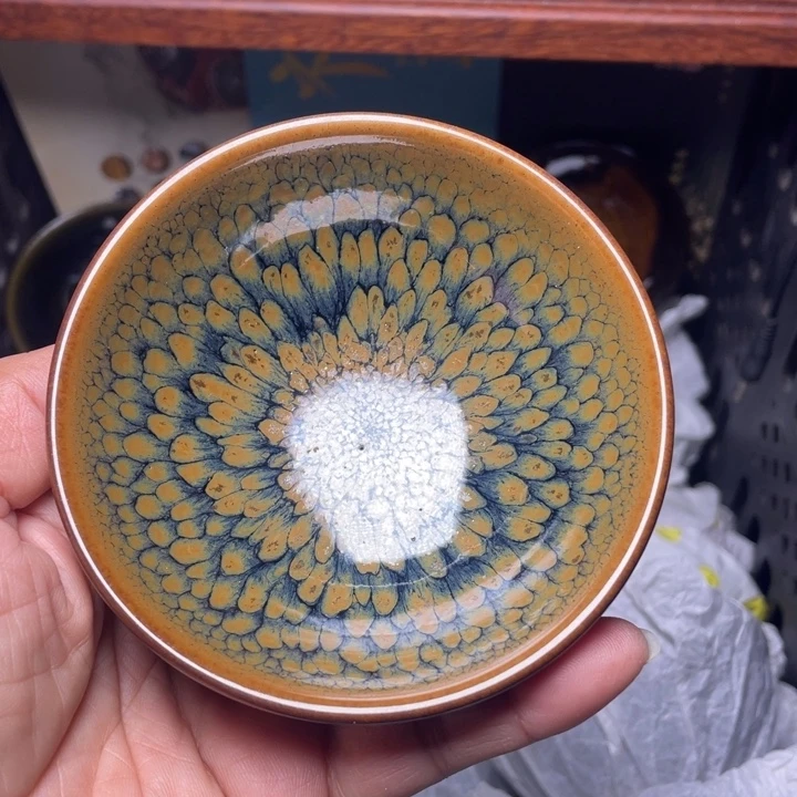 茶盏你是谁呢是吗不是