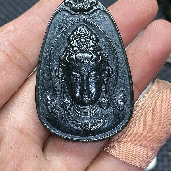 吊坠滴血莲花菩提