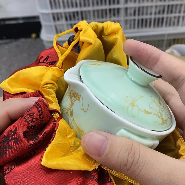 陶瓷艺术品及陶瓷制品
