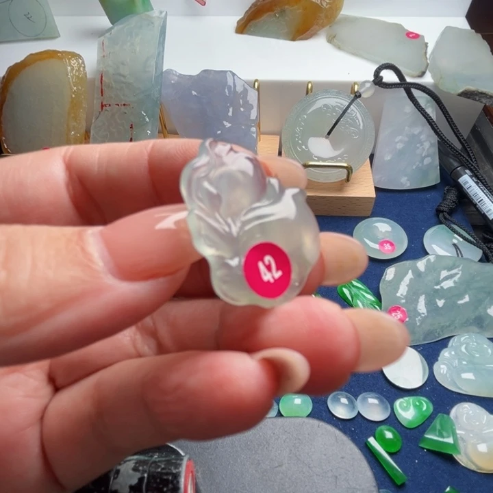 翡翠未镶嵌颈饰天然翡翠