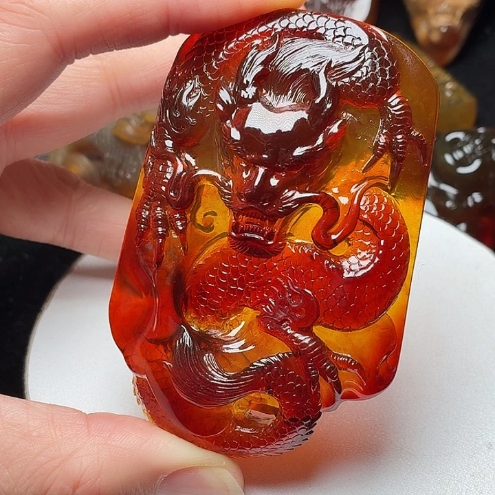 琥珀未镶嵌颈饰41