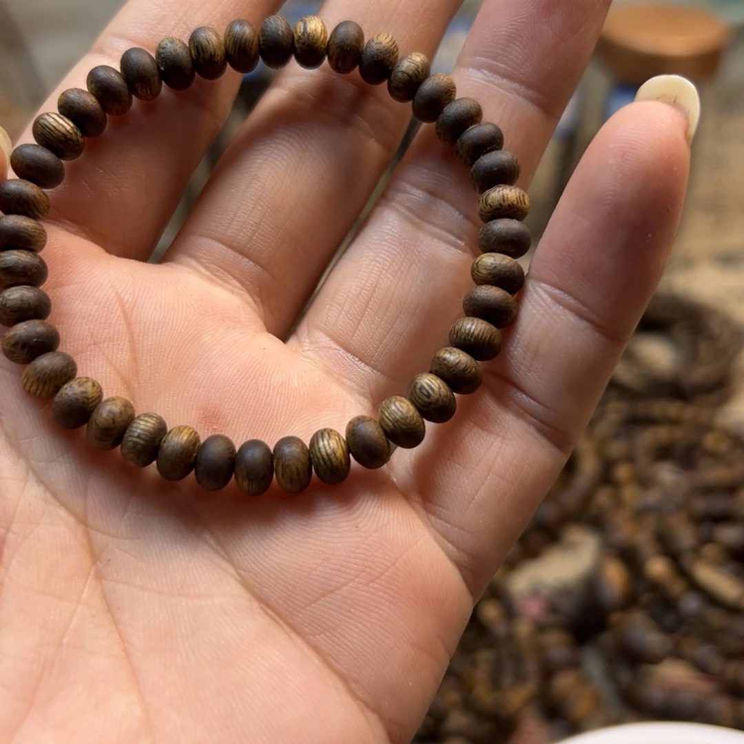 沉香碎屑沉香奇楠沉香卡6单圈算盘