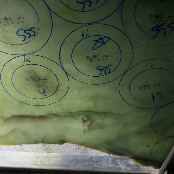 未镶嵌翡翠定制翡翠翡翠