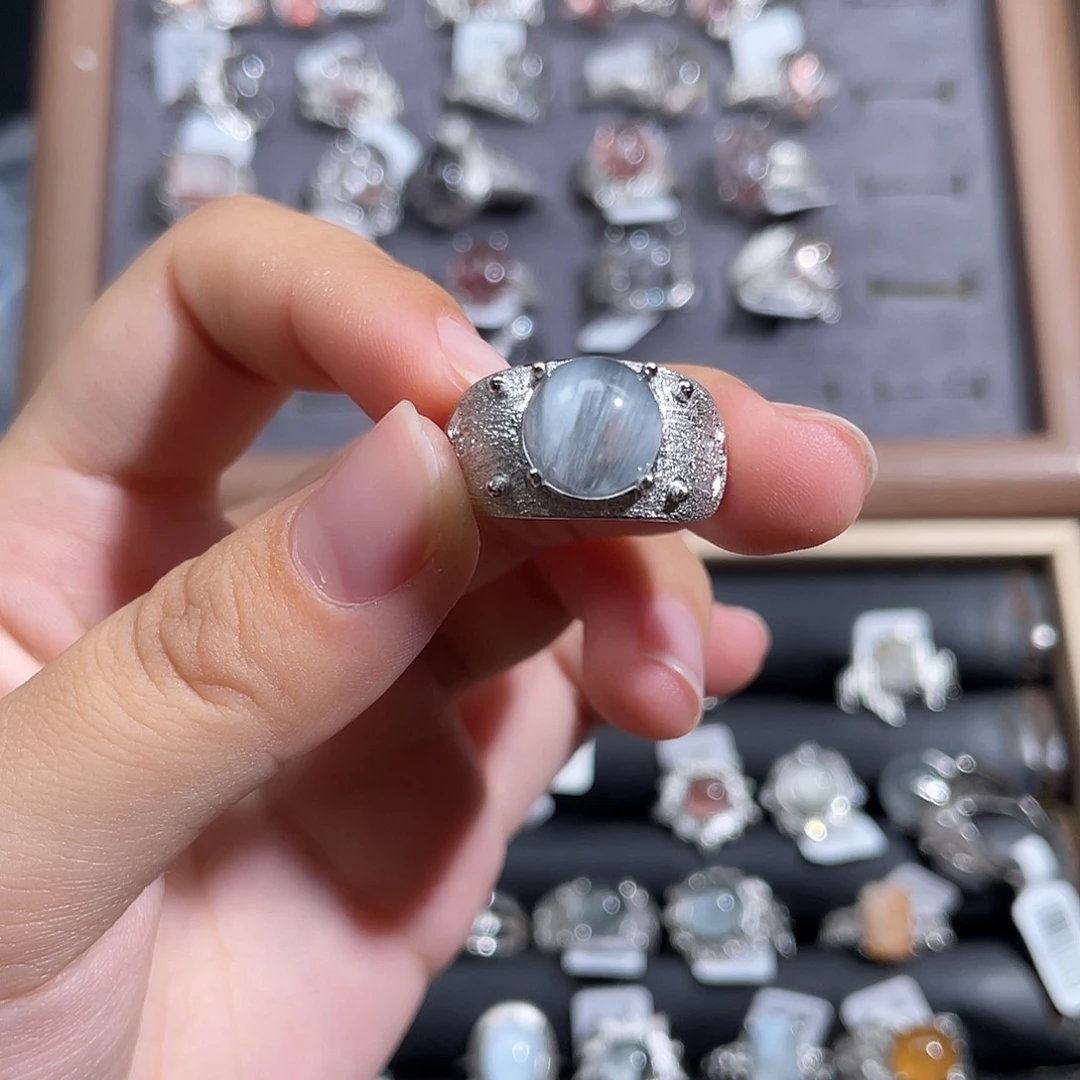 银S925镶嵌戒指水晶G****?