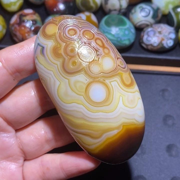 未镶嵌玛瑙/玉髓珠宝半成品76