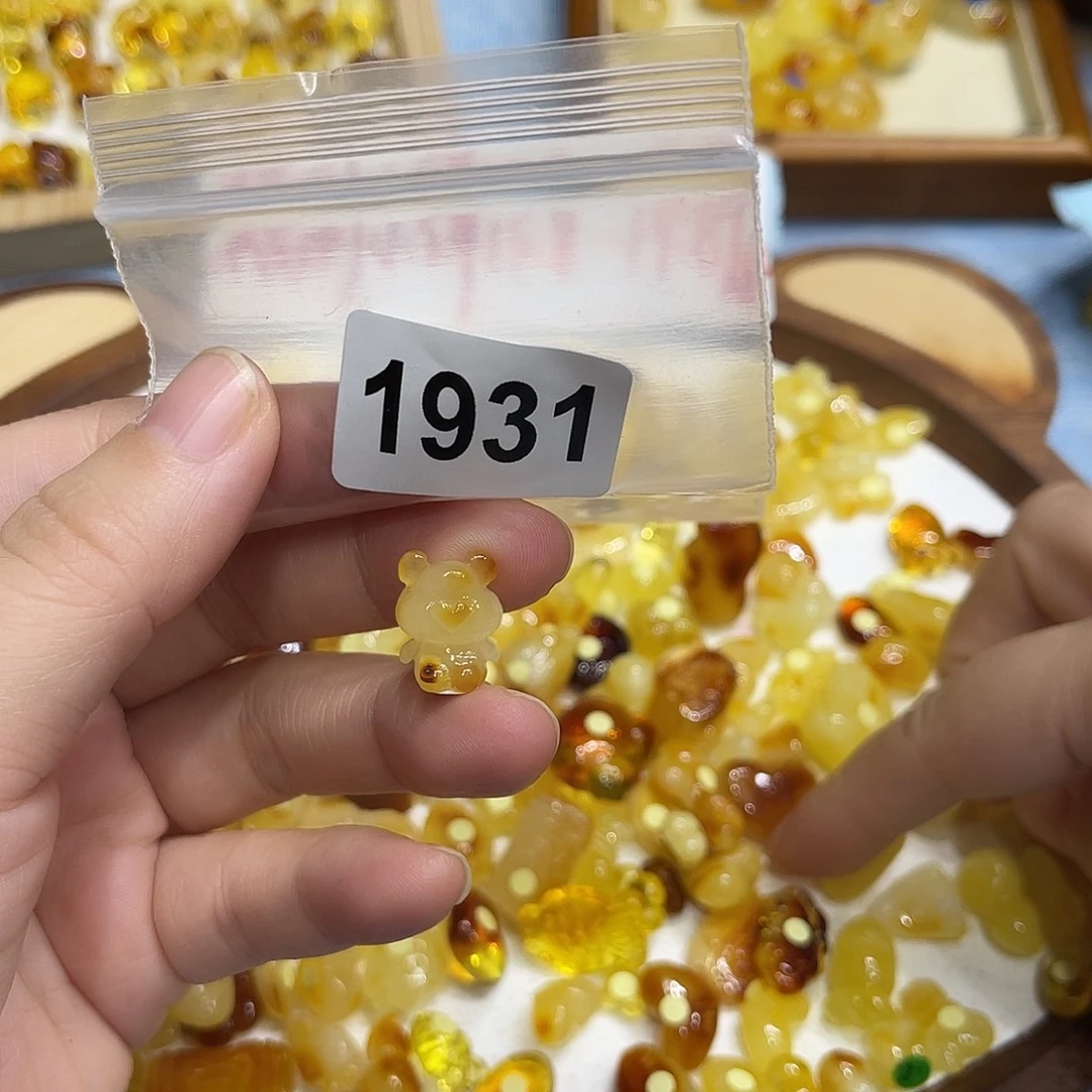 琥珀未镶嵌珠宝奇石