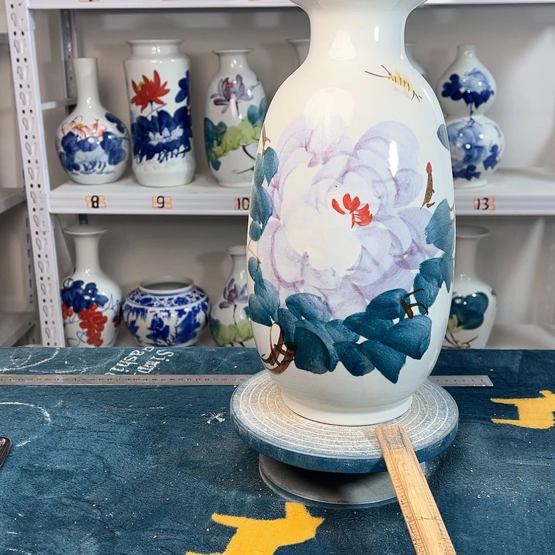 摆件景德镇陶瓷冬紫牡