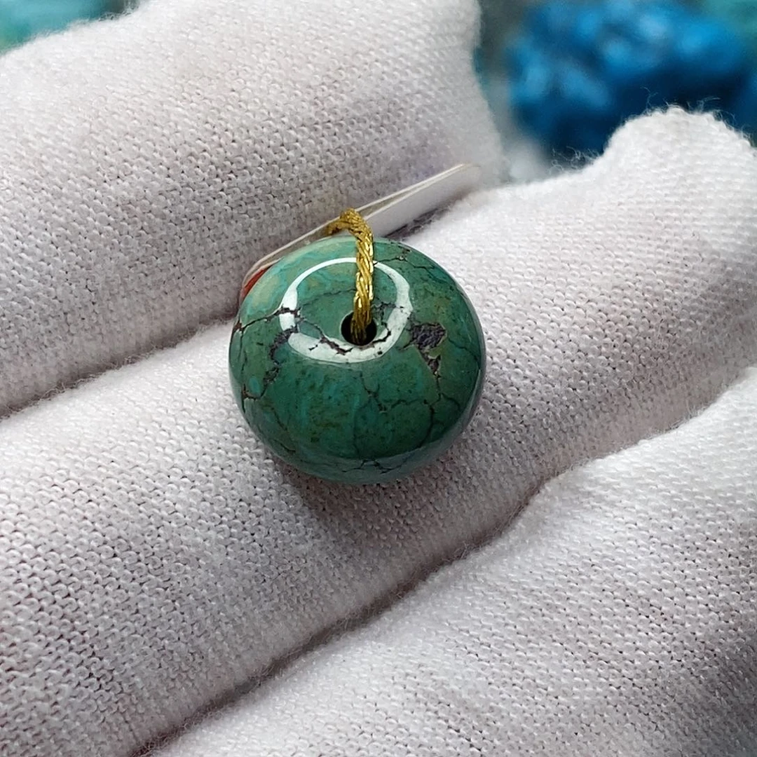 绿松石未镶嵌天然原矿 地大质检12.4m