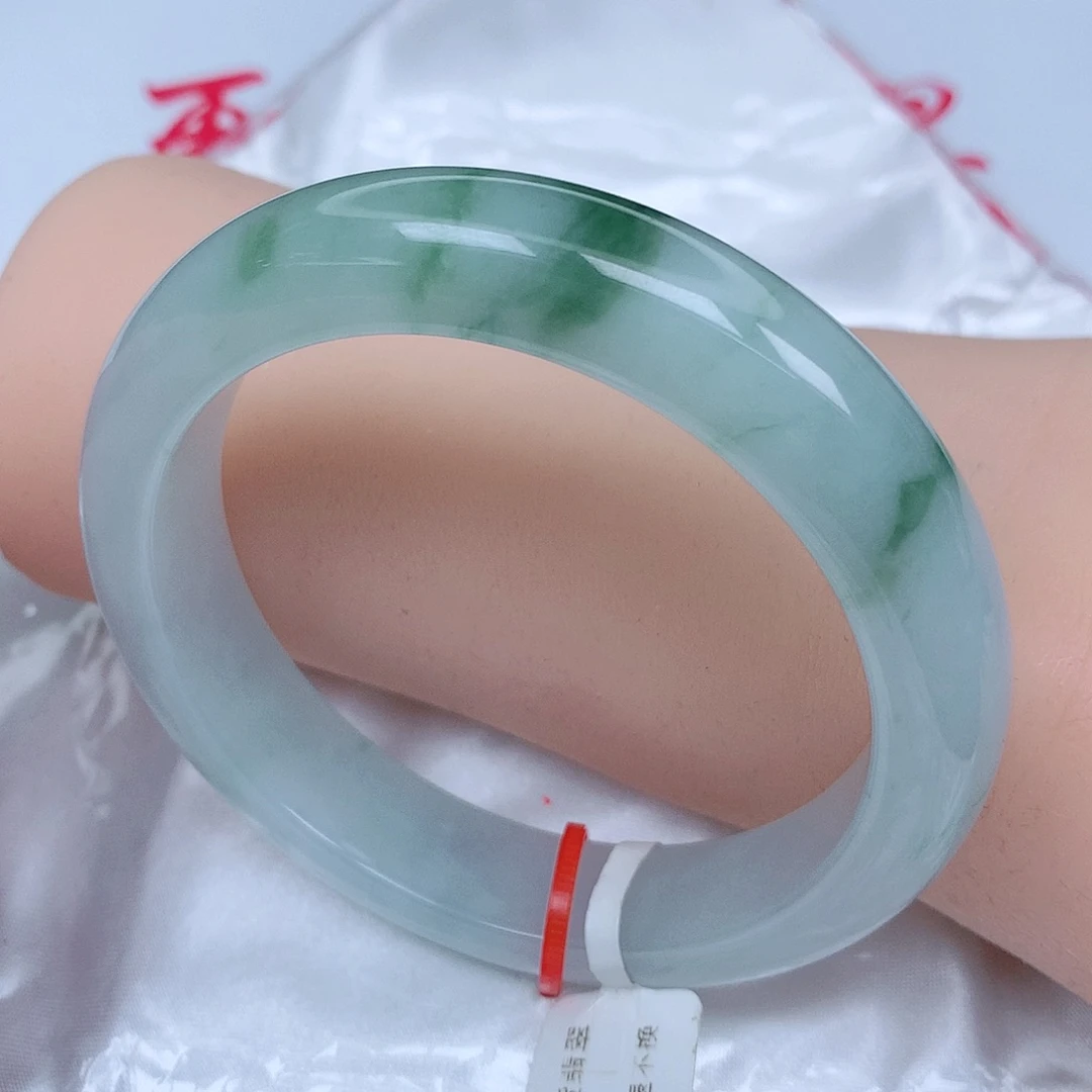 【闪购商品】翡翠手镯未镶嵌，57