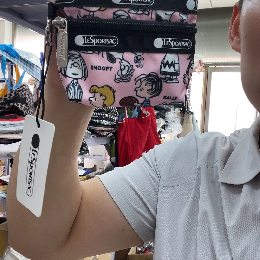 PU化妆包等各种产品的