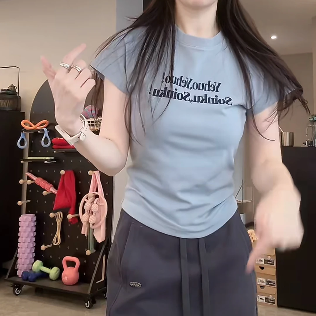 时尚百搭短袖字母印花T恤女2025新款圆领简约气质显瘦通勤上衣