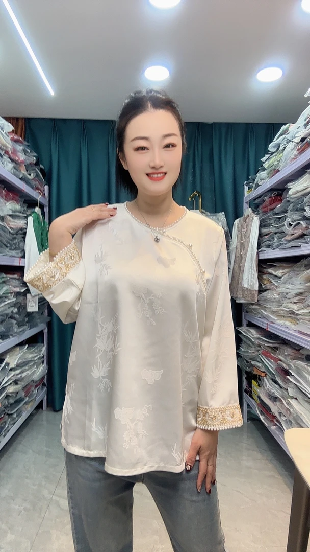 2025春季大码新款复古圆领珠珠包边衬衫打底