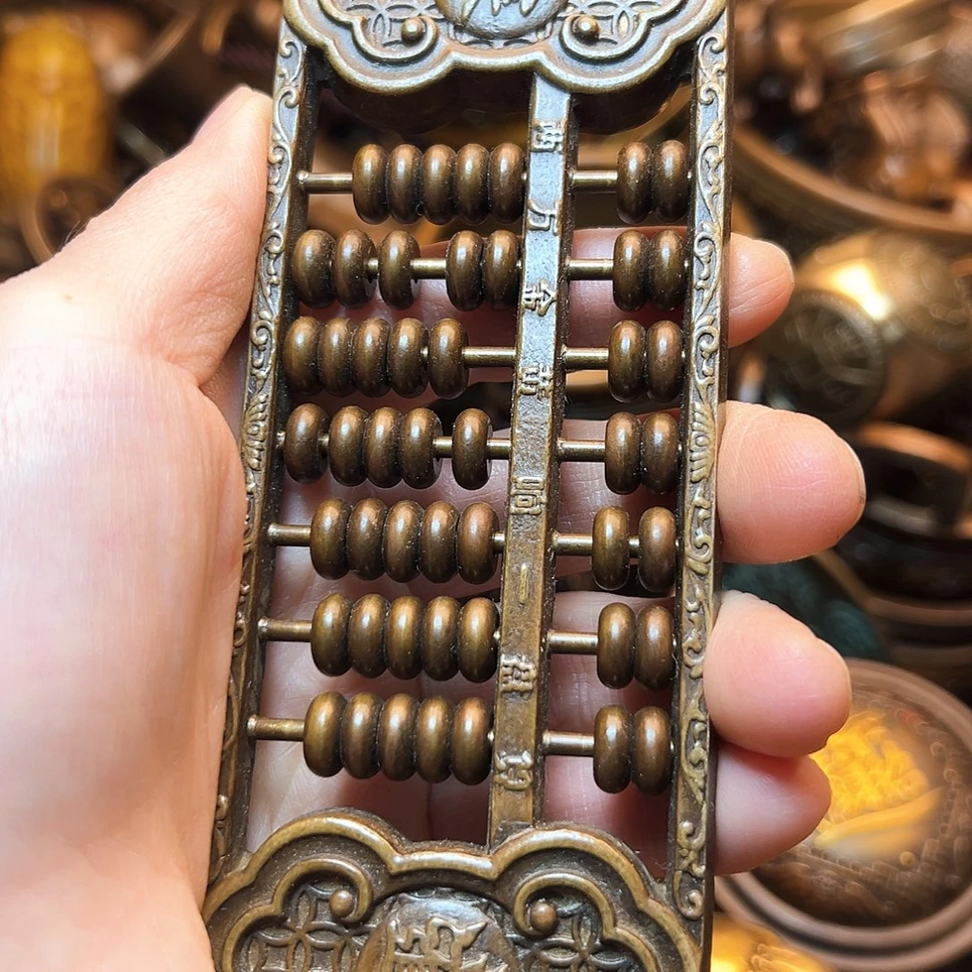 精美铜器工艺品等