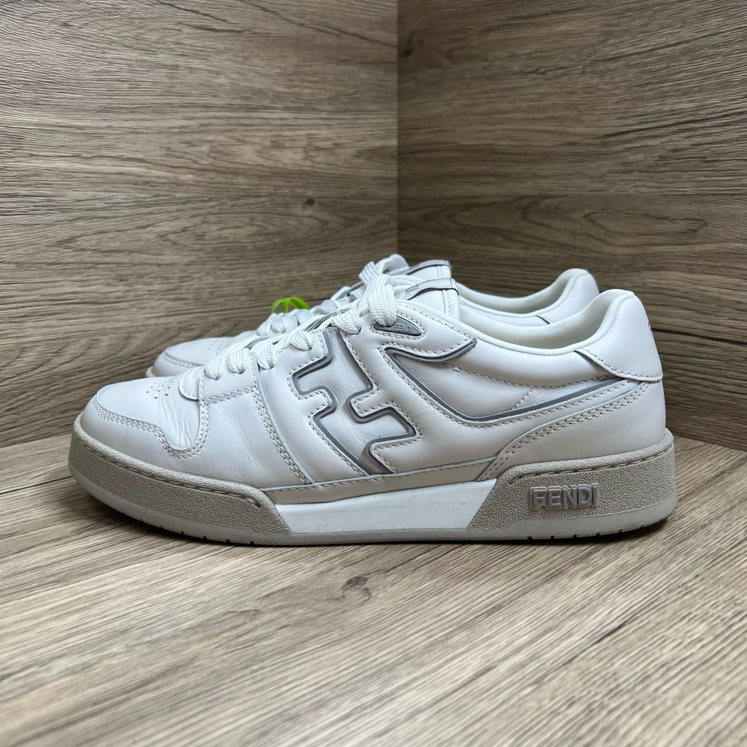 99新 FENDI/芬迪 Match 白色皮面板鞋 41码