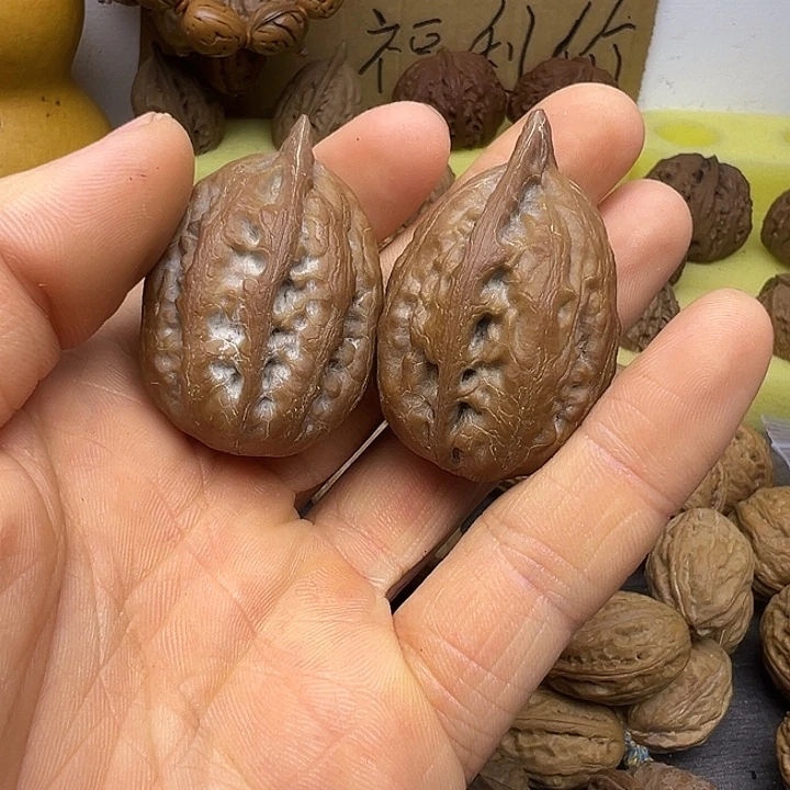九***月猴头核桃吊坠高庄