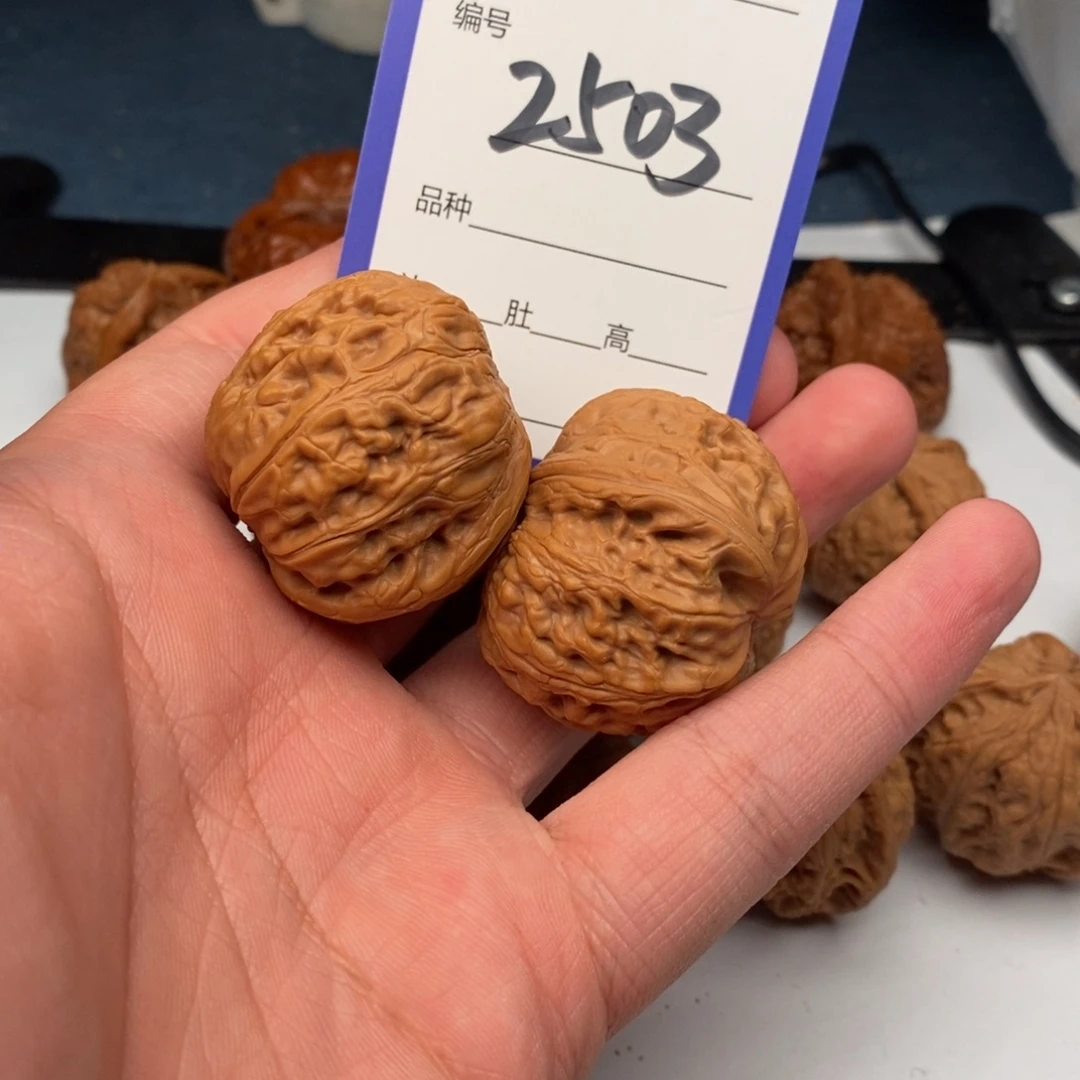 文玩核桃把件2503