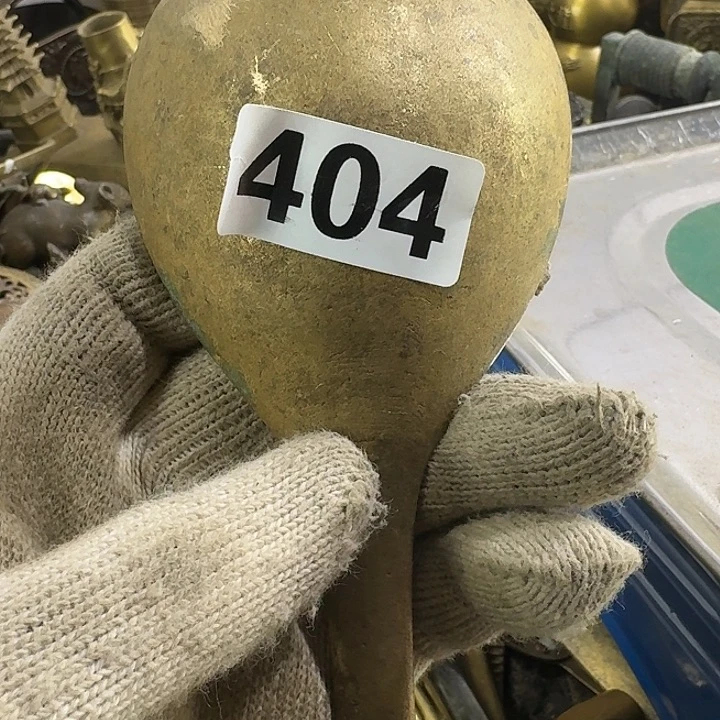 靠***己闪电购铜摆件工艺品404