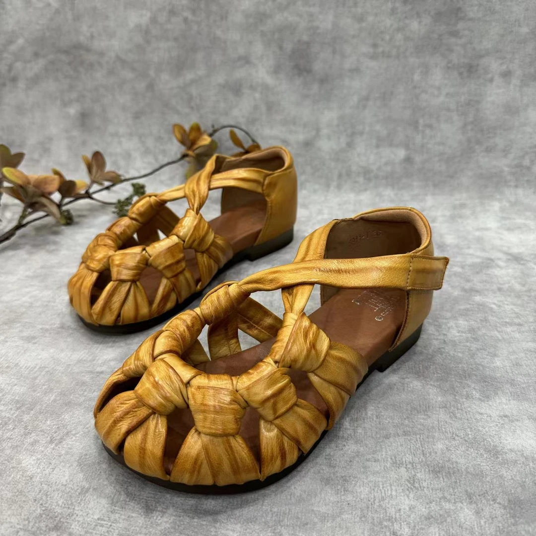 5911-1休闲擦色皮凉鞋纯色复古搭扣平跟镂空时装凉鞋平底编织