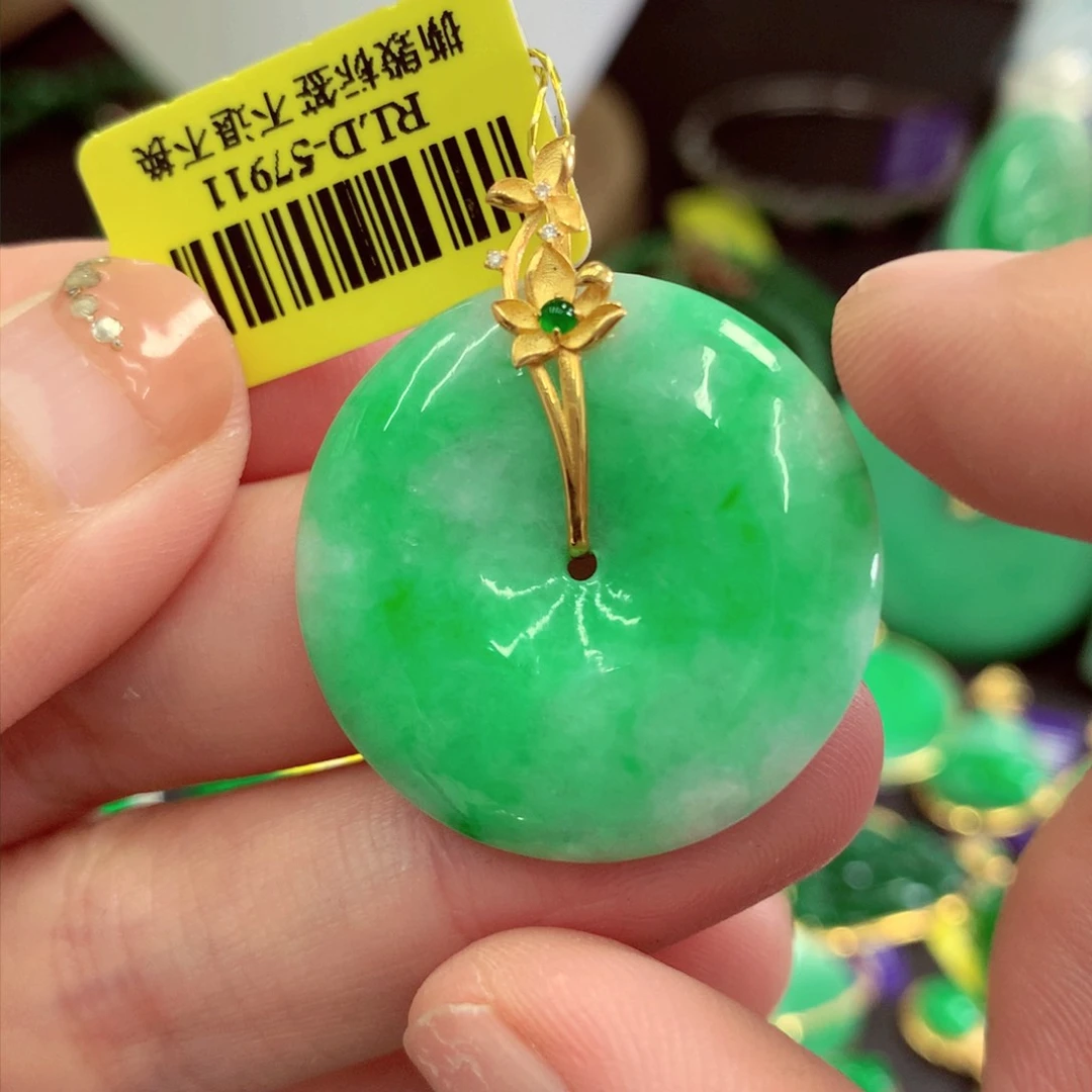 翡翠18K金镶嵌吊坠(不含链)