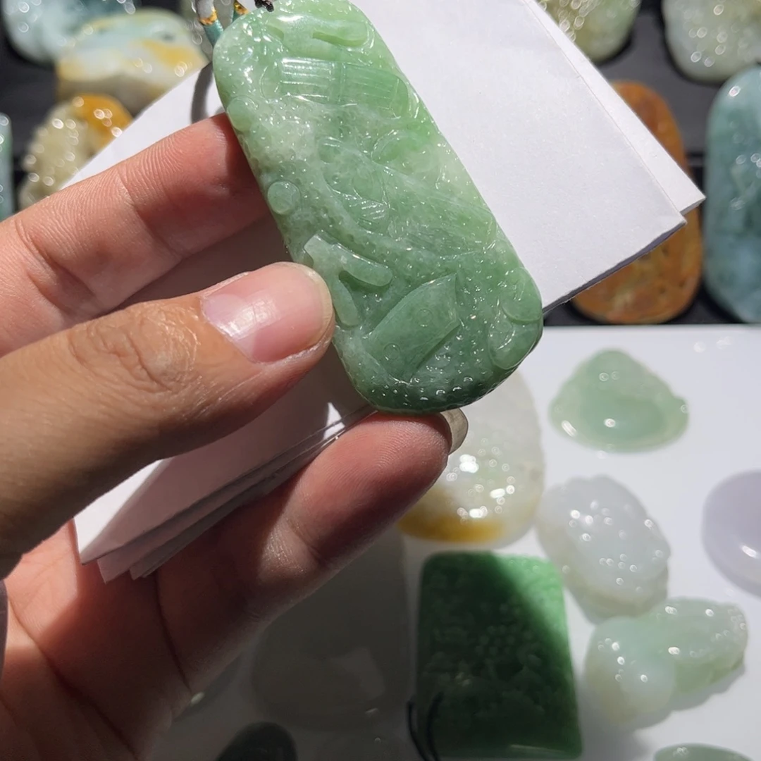 未镶嵌定制翡翠八破图