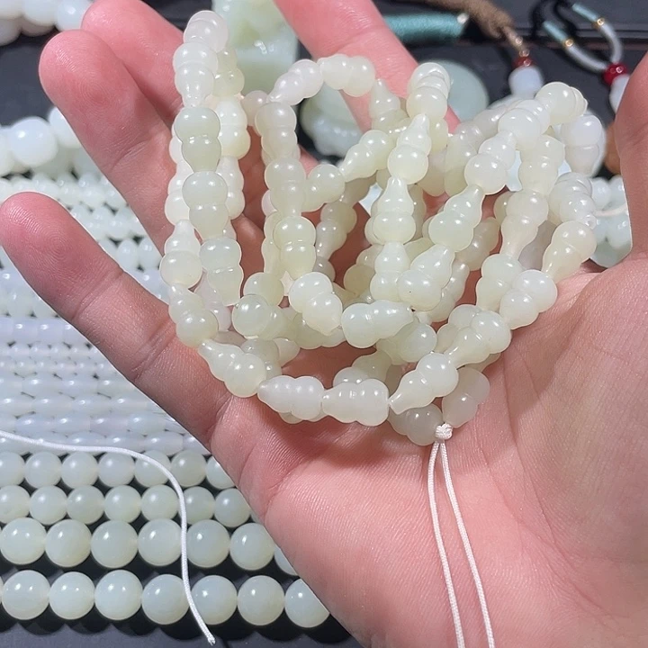 志***昃和田玉未镶嵌吊坠(不含链)项链