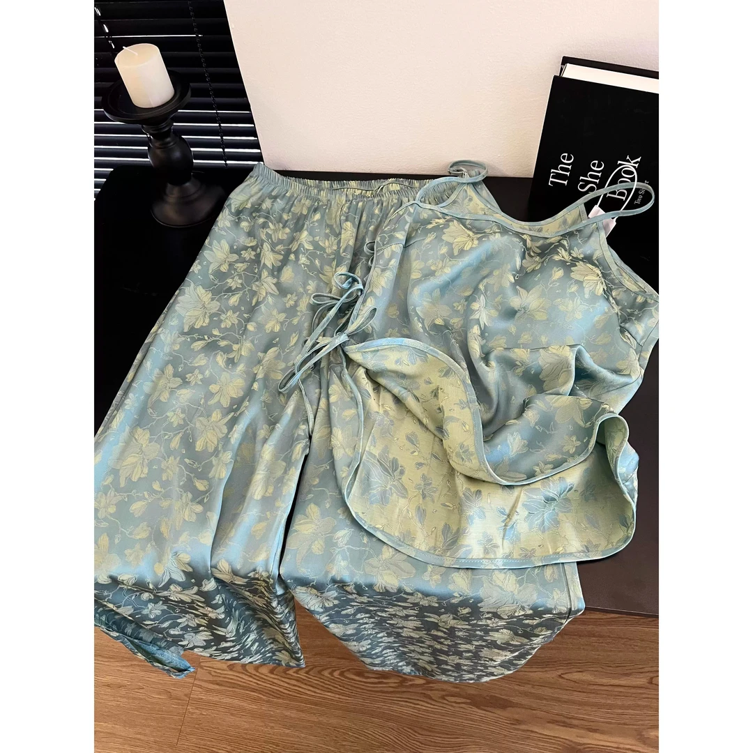 清冷感新中式暗纹提花冰丝睡衣女夏季大码缎面吊带长裤家居服套装