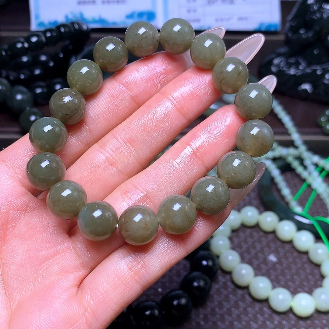 颈饰未镶嵌和田玉卡12