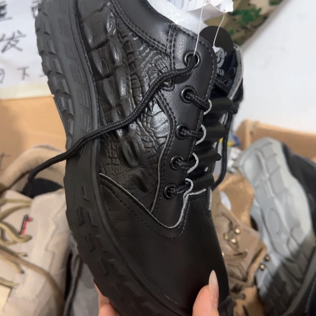 41码101黑。防水防滑黑皮