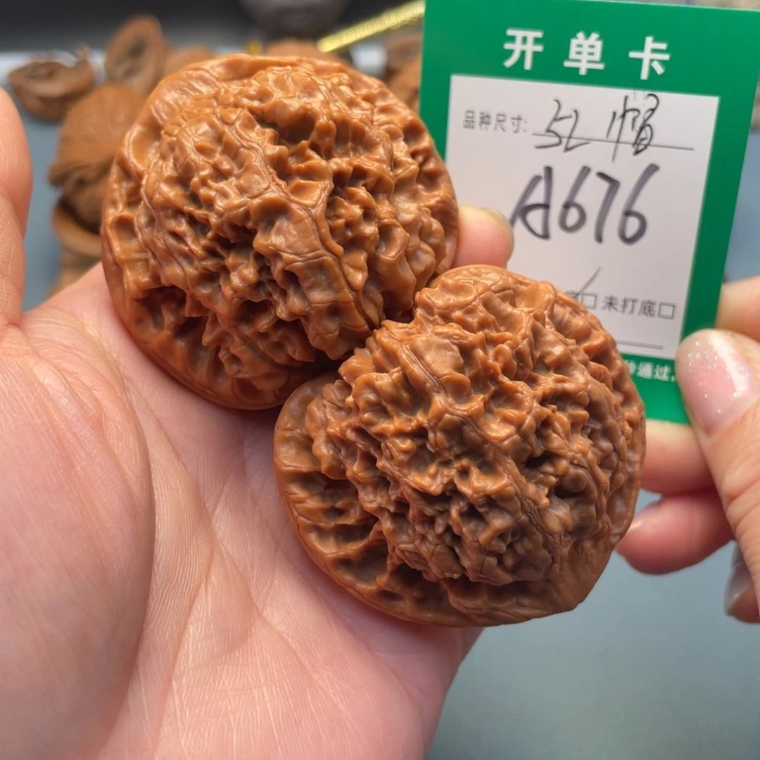 吊坠桃核文玩核桃
