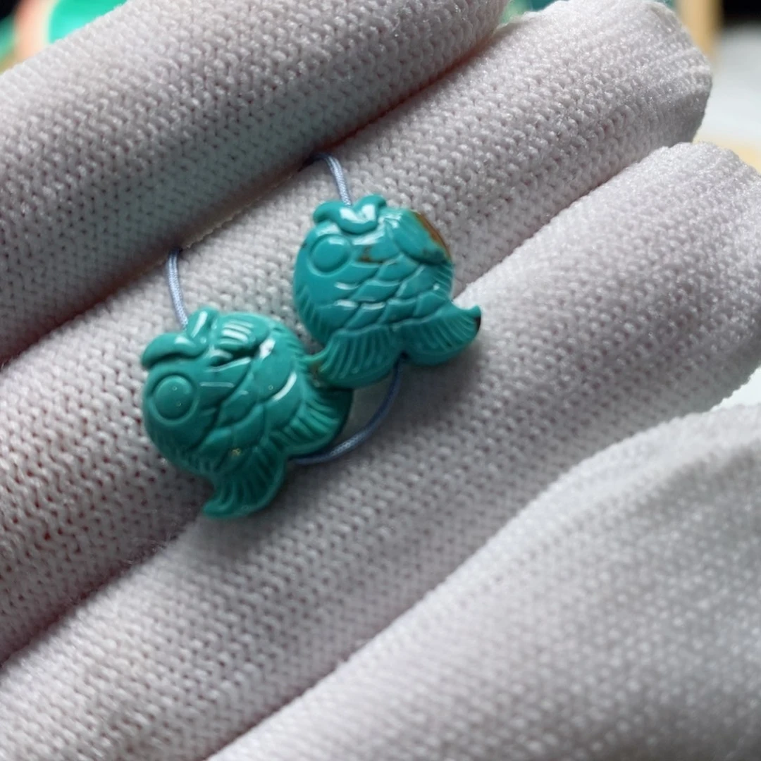 绿松石颈饰未镶嵌