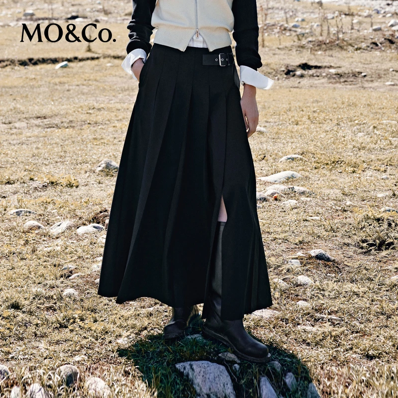 【达人专属】MOCO秋皮袢低腰渐变宽褶开叉黑色长款半身裙MBD3SKT017