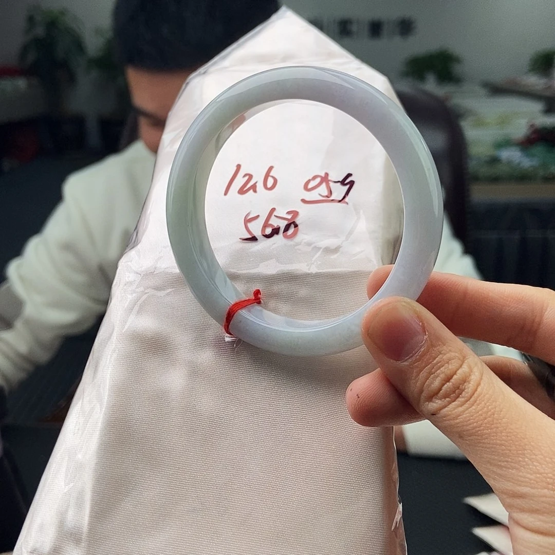 翡翠未镶嵌手镯拍一发一