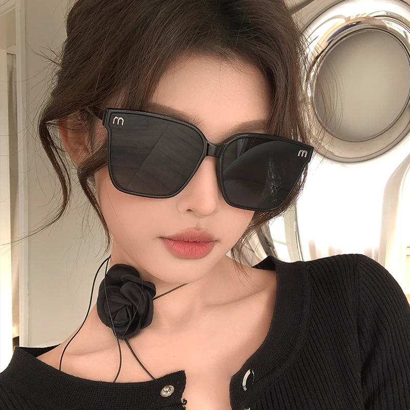 2025新款欧美式方圆脸大框显瘦黑框墨镜遮阳防晒度假情侣太阳眼镜