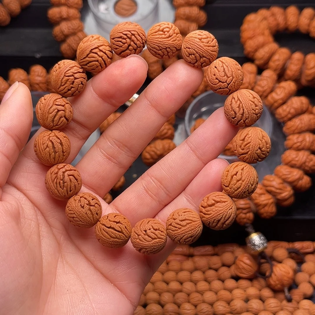 手串桃核绣球手串1.4+