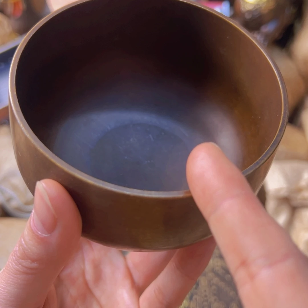 原矿风磨铜钵盂一个