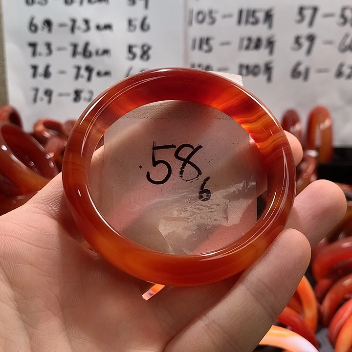 手镯玛瑙/玉髓未镶嵌