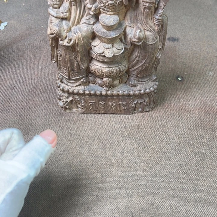 精品摆件工艺品等