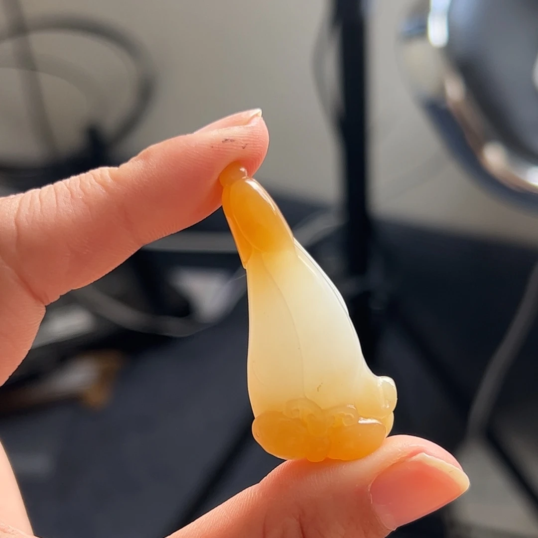 和田玉未镶嵌吊坠(不含链)