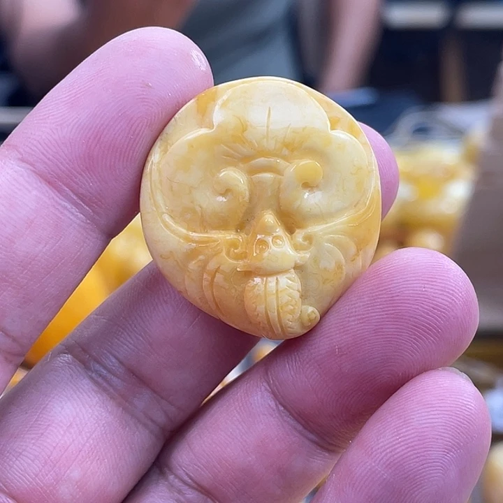 琥珀未镶嵌珠宝奇石琥珀