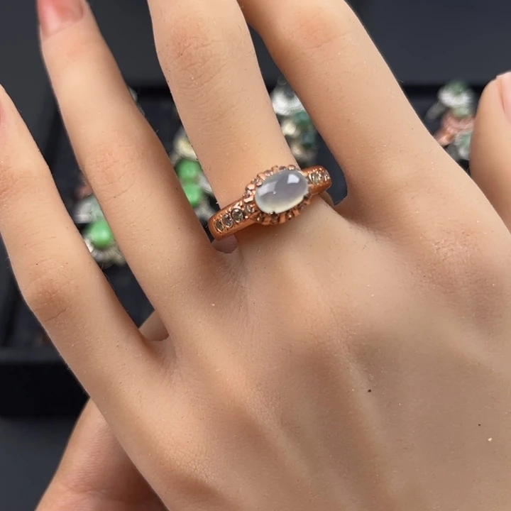 翡翠未镶嵌戒指138