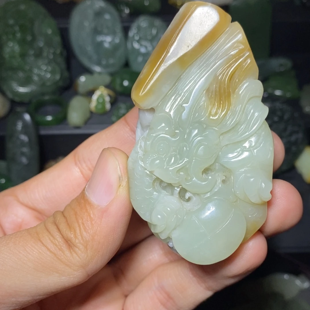 颈饰未镶嵌和田玉