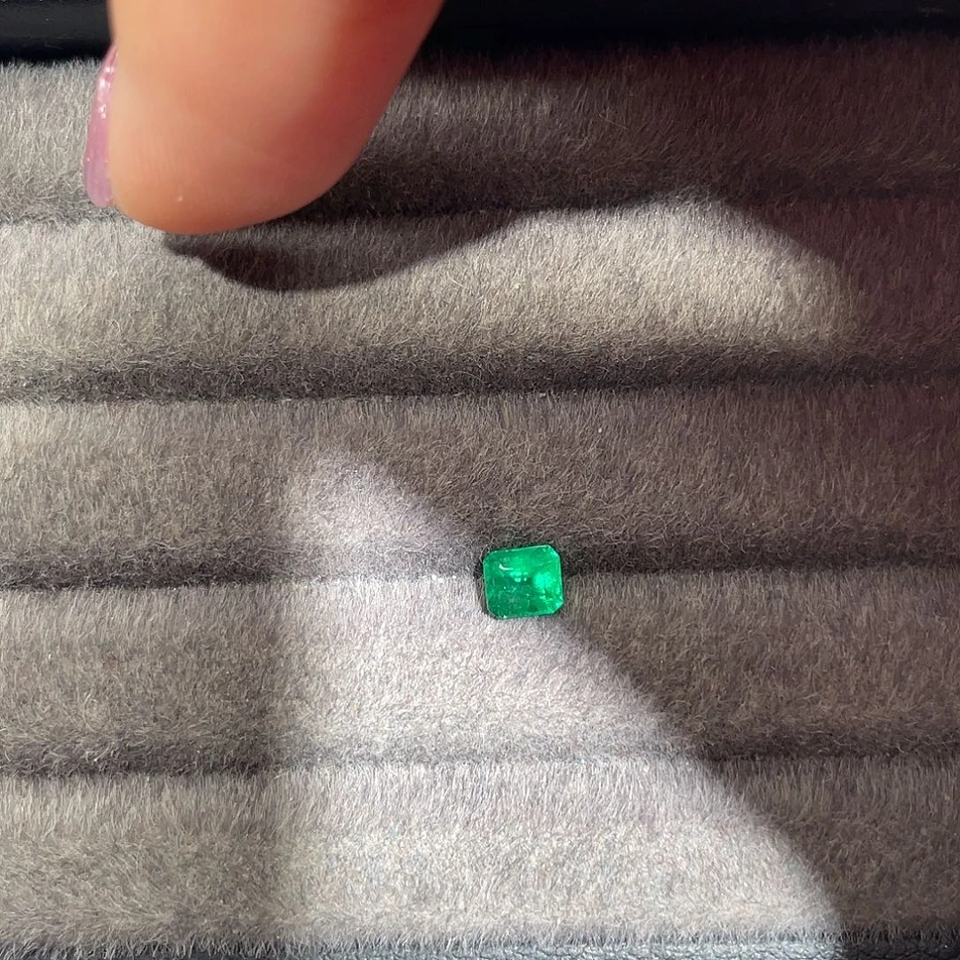 祖母绿裸石0.5ct哥伦比亚沃顿吉尔德