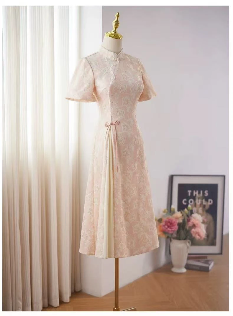 0360 皮粉色 亮丝 五个珠珠扣 旗袍 【瑕疵品】