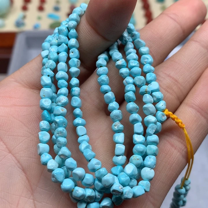 绿松石配饰未镶嵌